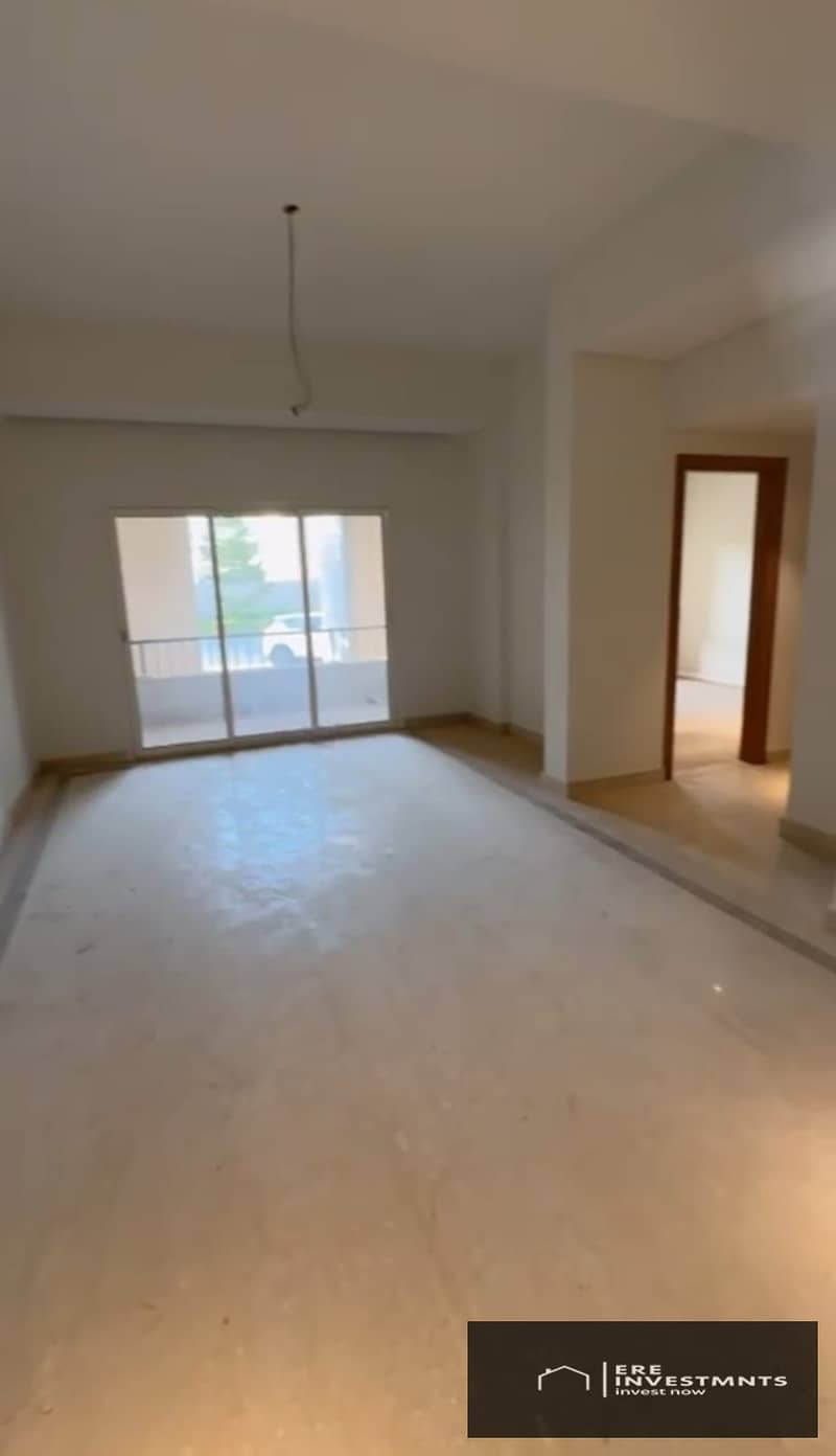 2 32fa54e6-fa42-4bb5-ba33-f8abe0b26c18. jpg