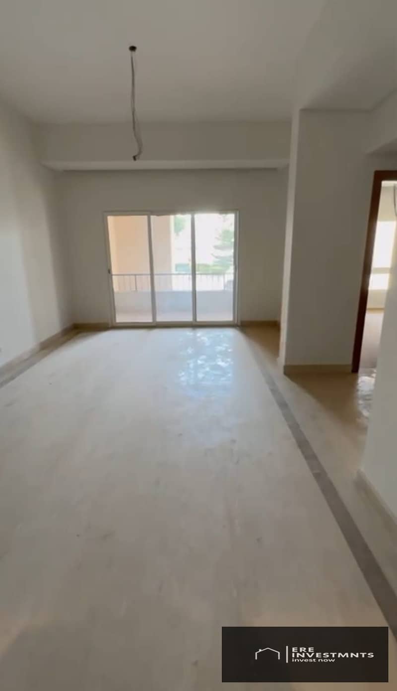 5 cfe3ab44-1c82-4021-b65f-fad5a1725a19. jpg