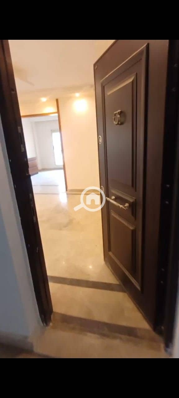 5 4b34aa4c-c80b-43df-aa19-b1def9f2cfe9. jpeg