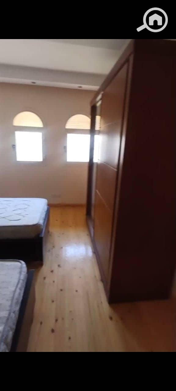 6 95e1bee2-d84b-4939-bcdb-4d5760cc4352. jpeg