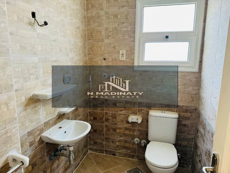 11 WhatsApp Image 2025-11-29 at 10.05. 05 PM. jpeg