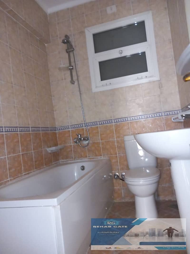 9 336c2bf9-e977-4855-97d9-75d504ef9d42. jpg