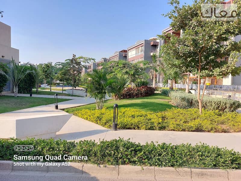 8 2389f725-0218-4848-aa7e-64be4c57a2b0. jpeg