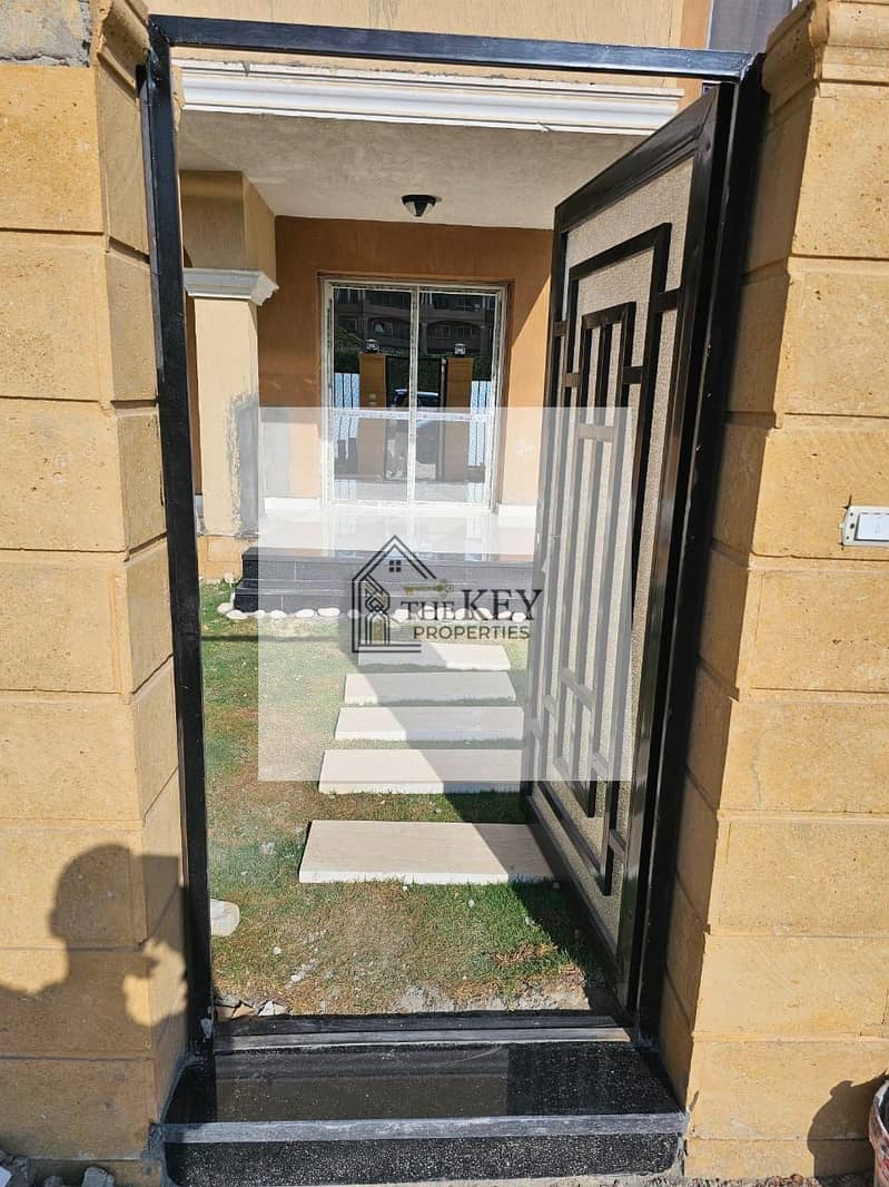 15 ea9237ae-3968-40ad-84b0-76445c1ea9ec. jpg