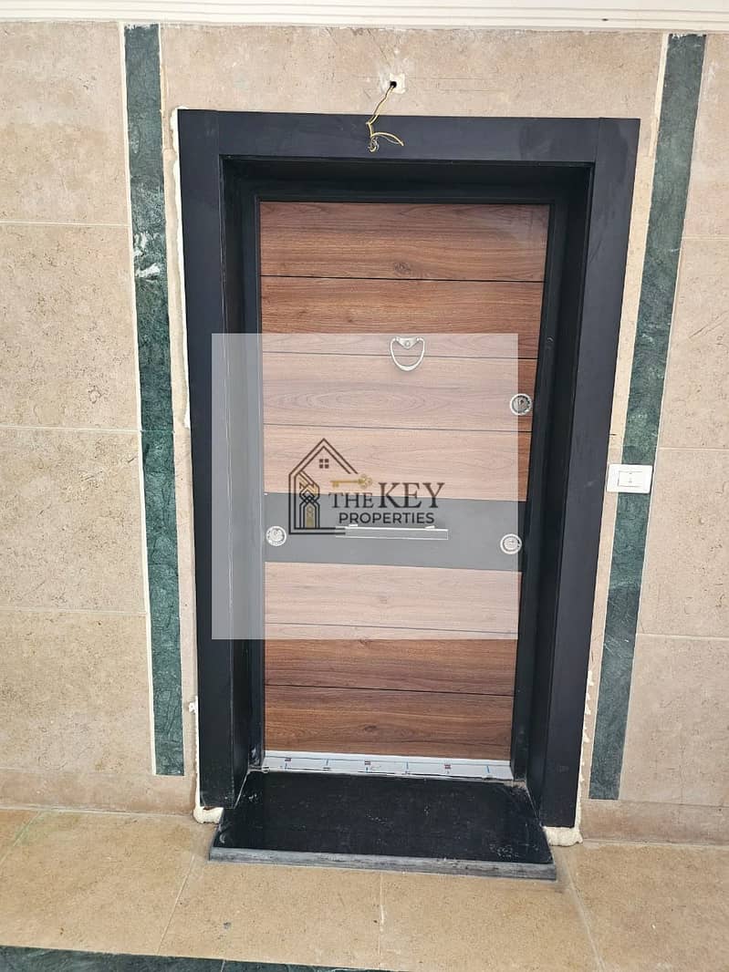 17 79daf8c4-921b-4f7f-8d5e-edbfc0516772. jpg