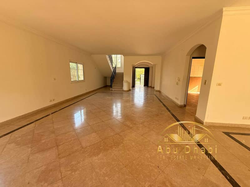 4 6f4f739f-6c57-4623-9379-ef473aa417b7. jpg