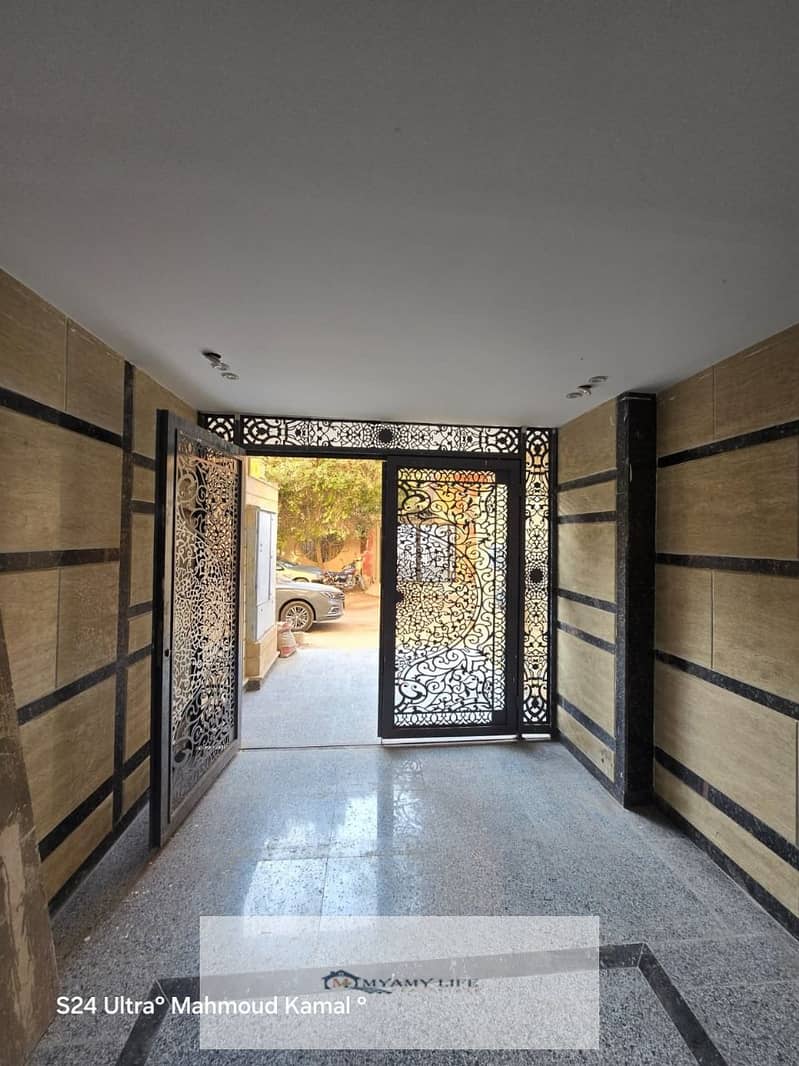 8 WhatsApp Image 2025-10-18 at 12.46. 03 PM (4). jpeg