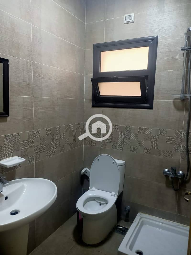 5 WhatsApp Image 2025-11-30 at 1.45. 11 PM. jpeg