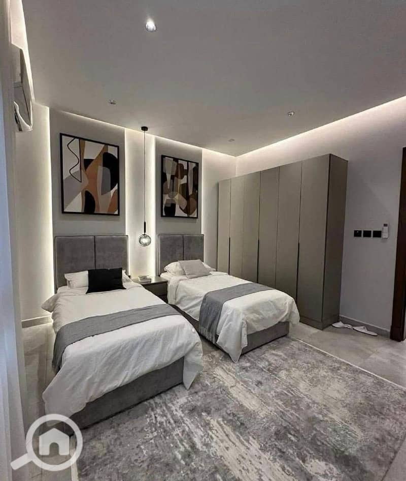 5 590029156_831277559666706_2475516092437799843_n. jpg