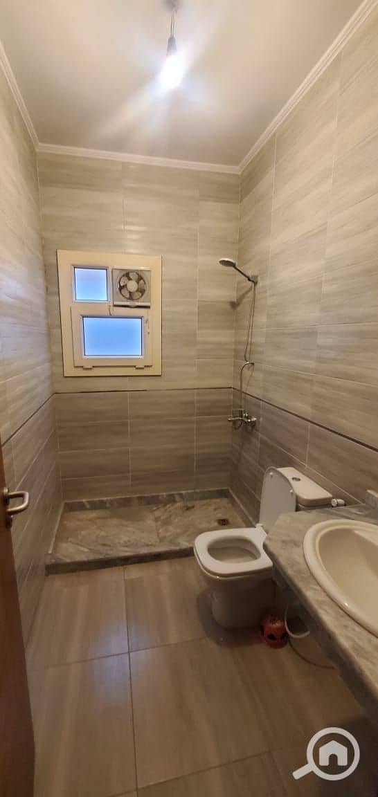 8 WhatsApp Image 2025-11-30 at 1.15. 42 AM (3). jpeg