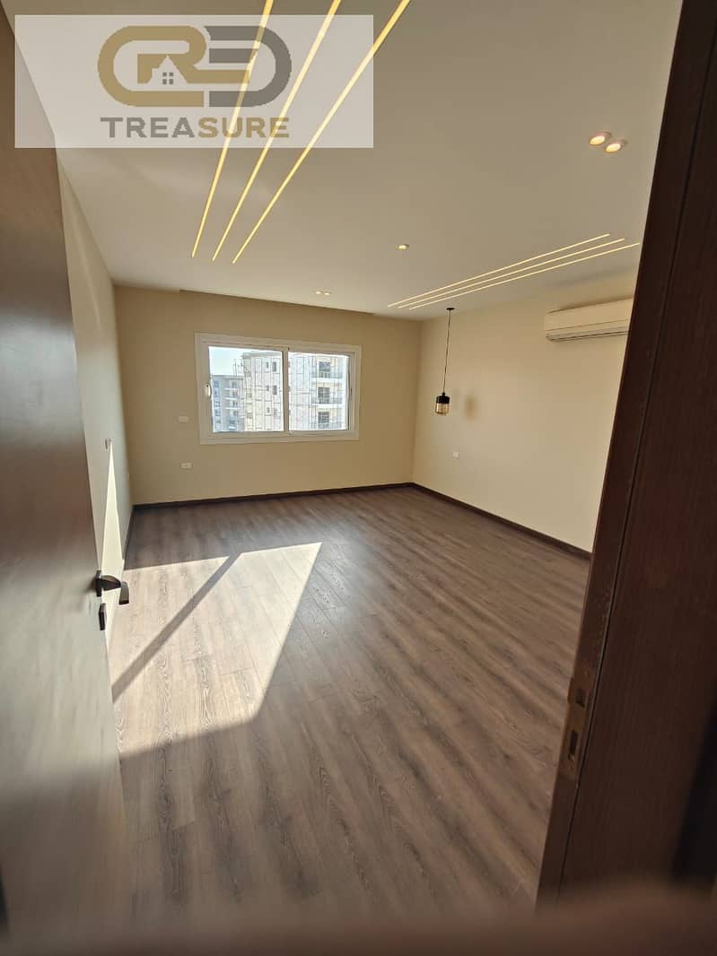 2 WhatsApp Image 2025-11-30 at 1.12. 26 PM (2). jpeg