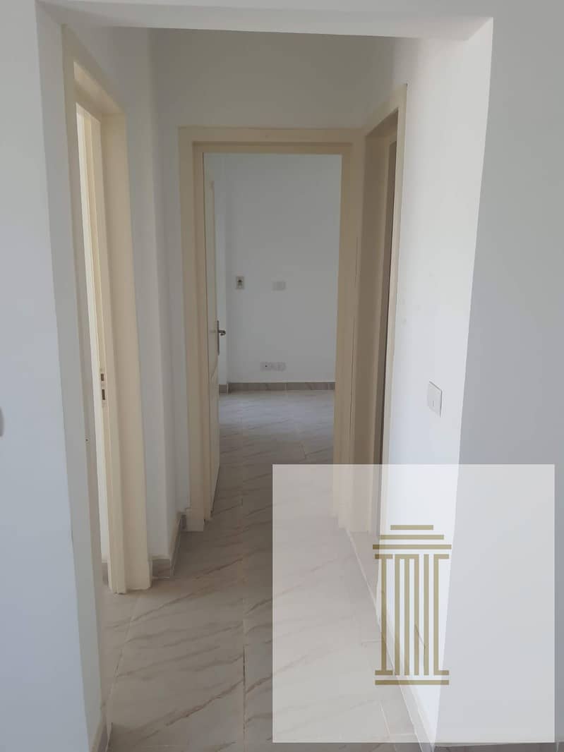 7 5fe191de-43fe-4017-8517-78ec0241f005. jpg