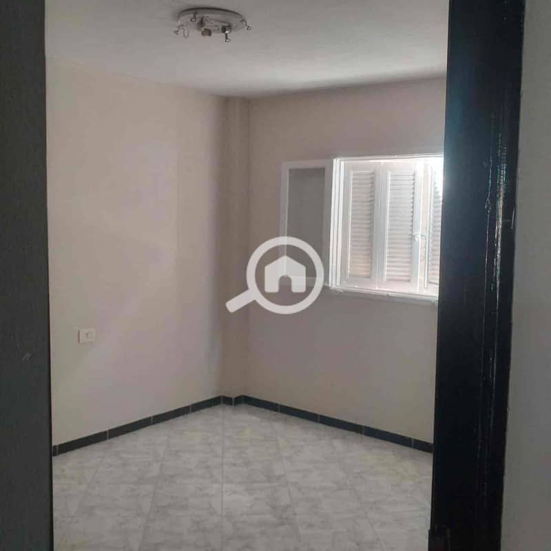 7 70451ded-bdb3-4e61-9551-19e4aeaf43ca. jpg