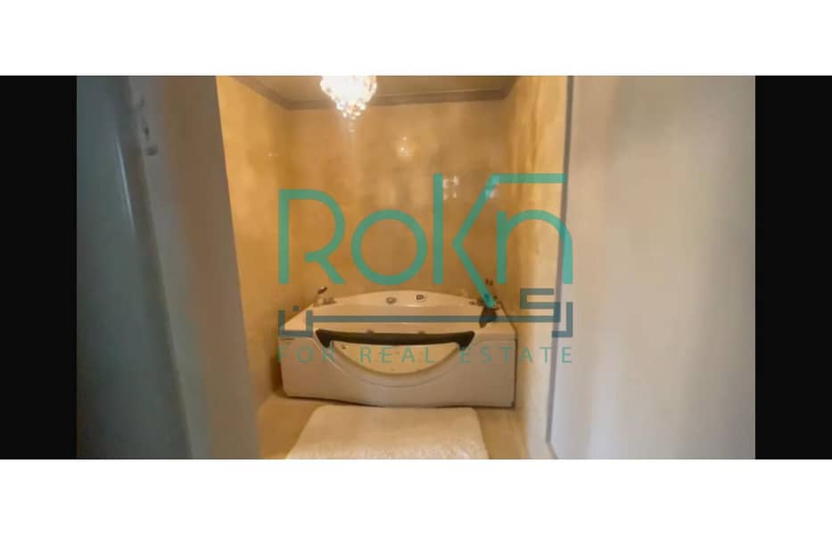 9 8c3a8138-203c-467b-8b56-921f94ebf09a. jpg