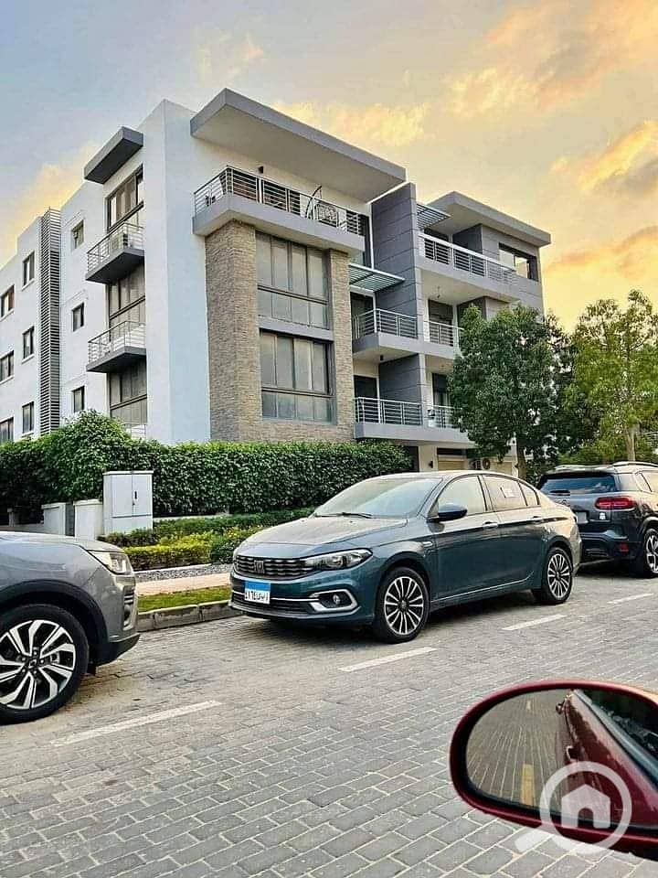 5 WhatsApp Image 2025-08-19 at 2.00. 55 PM (2). jpeg