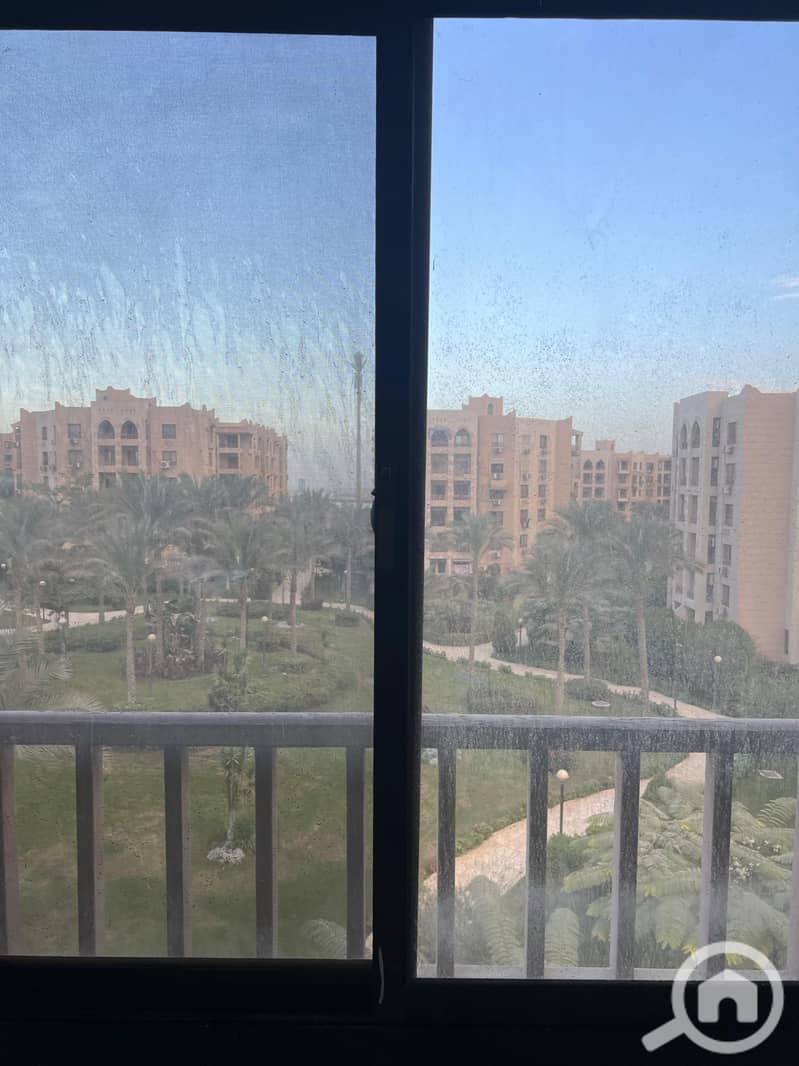 10 eed9d183-1f9e-44c1-a3a9-941926189566. jpeg