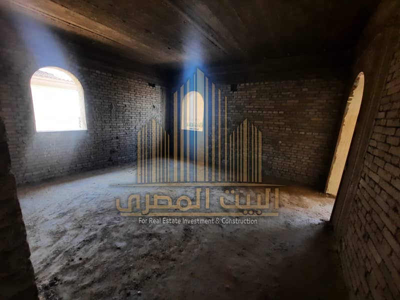 12 U631777 (11). jpeg