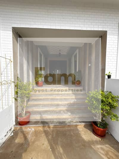 دوبلكس 5 غرف نوم للايجار في القاهرة الجديدة، القاهرة - IMG-20251124-WA0110. jpg