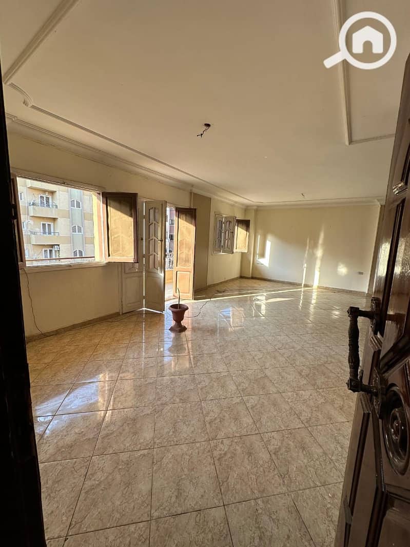 7 ec2350c5-ea23-4149-8742-e1d51db98521. jpg