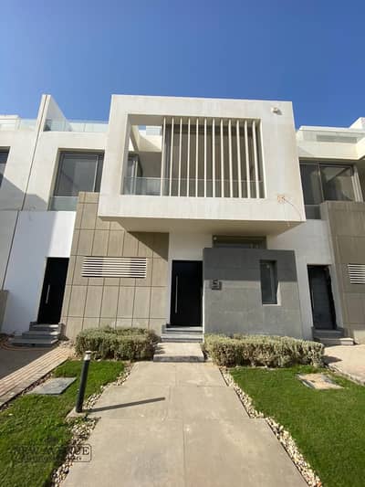 تاون هاوس 3 غرف نوم للبيع في 6 أكتوبر، الجيزة - WhatsApp Image 2025-11-30 at 14.02. 07_198919e1. jpg تاون هاوس 3 غرف نوم للبيع في 6 أكتوبر، الجيزة - WhatsApp Image 2025-11-30 at 14.02. 07_198919e1. jpg