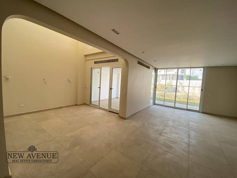 4 WhatsApp Image 2025-11-30 at 14.02. 07_c37cb75e. jpg