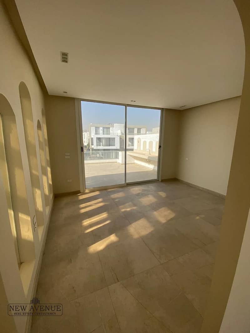 12 WhatsApp Image 2025-11-30 at 14.02. 08_ed74597d. jpg