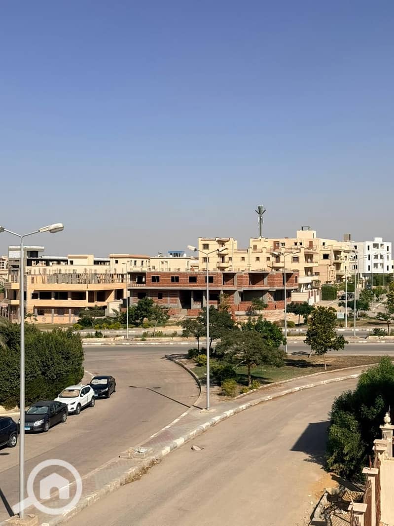 10 WhatsApp Image 2025-10-23 at 10.57. 11 PM. jpeg