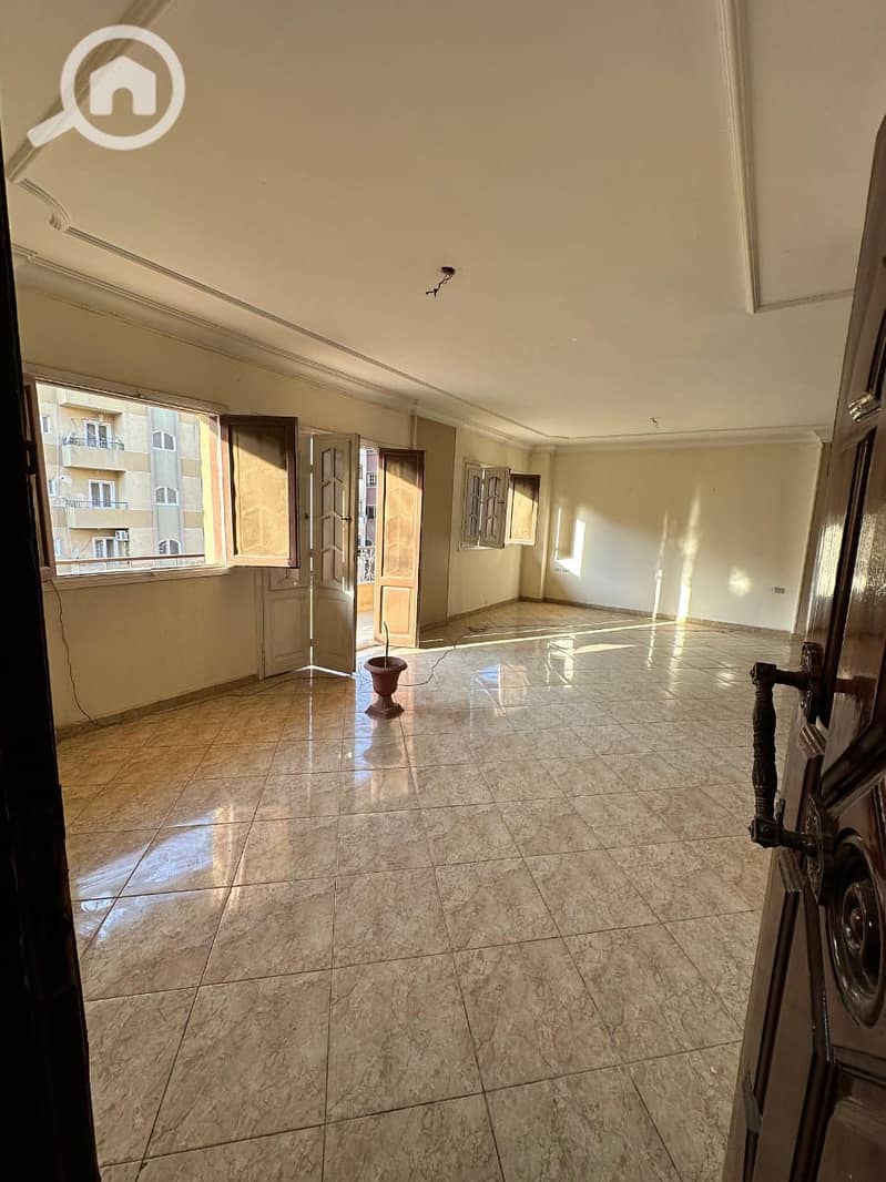 9 ec2350c5-ea23-4149-8742-e1d51db98521. jpg