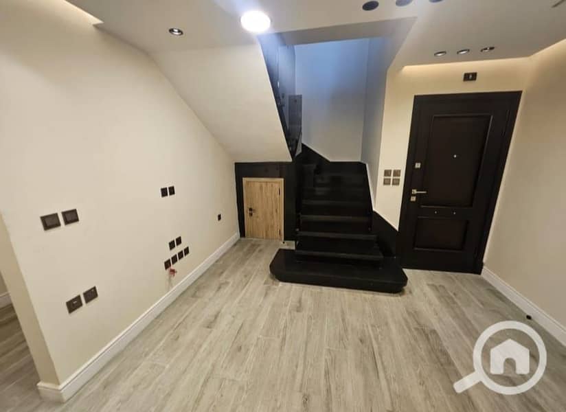 8 WhatsApp Image 2025-11-30 at 12.35. 29 PM (2). jpeg