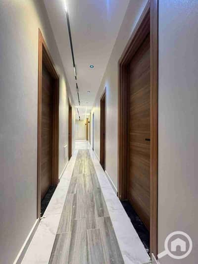 فلیٹ 3 غرف نوم للبيع في المقطم، القاهرة - IMG-20251127-WA0020(1). jpg