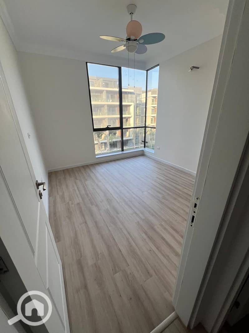 10 WhatsApp Image 2025-11-30 at 2.40. 40 PM. jpeg