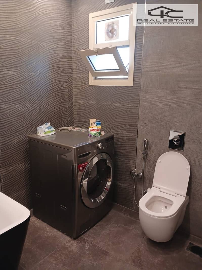 11 WhatsApp Image 2025-11-30 at 14.06. 24. jpeg