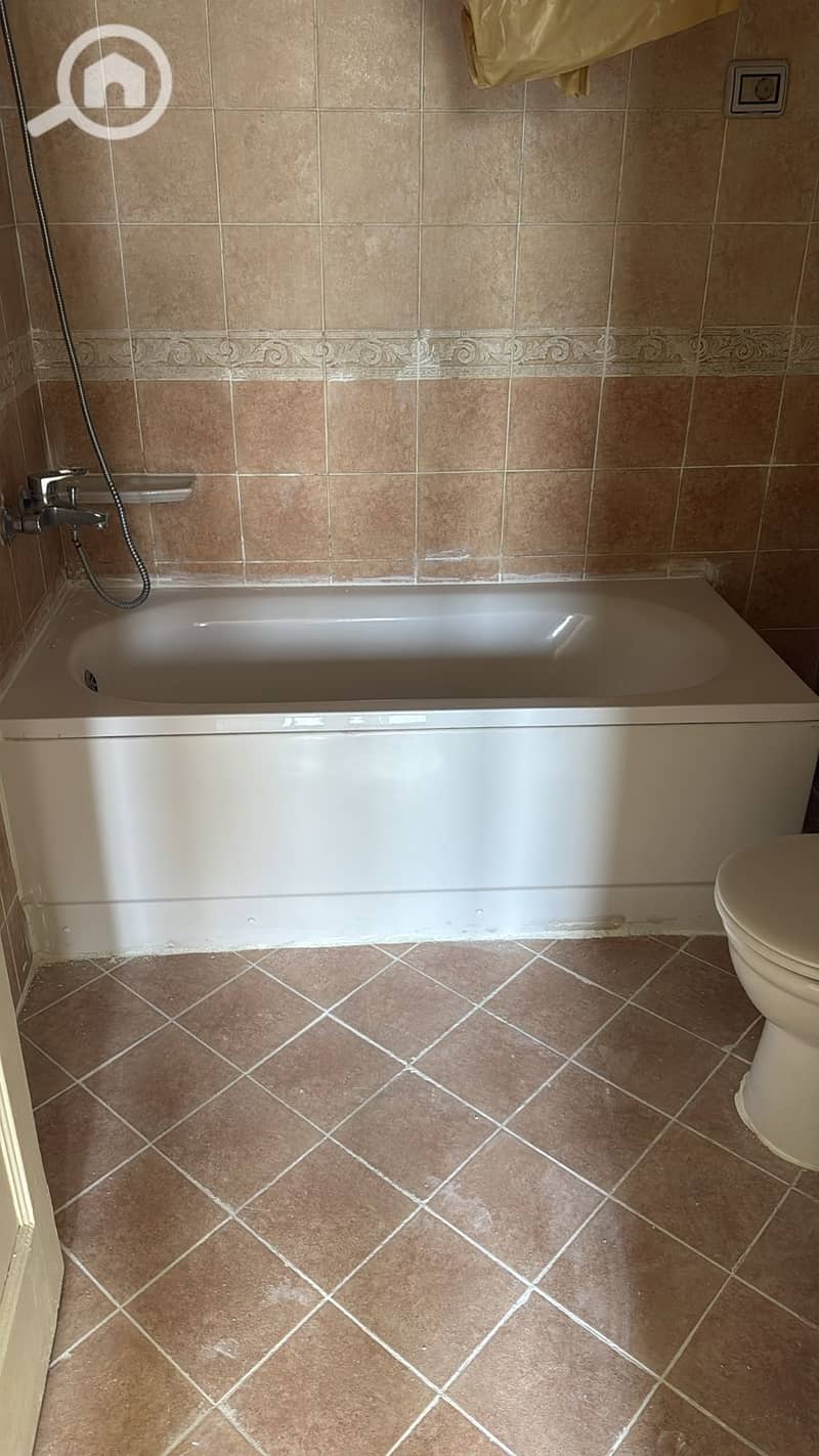 8 bdeac3b7-9669-41a8-b7af-141346f01fdf. jpeg