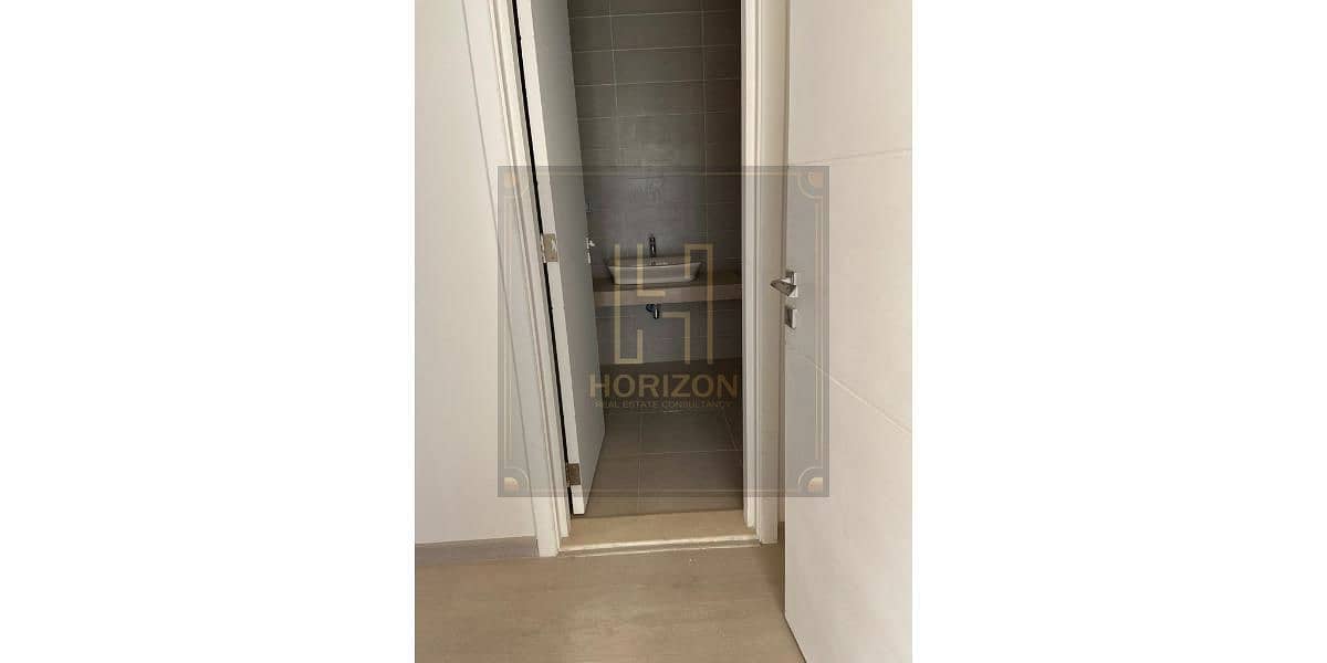 7 WhatsApp Image 2025-11-30 at 1.23. 43 PM (2). jpg