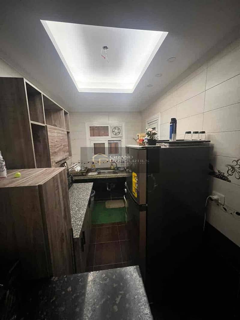 2 5e699f3f-b3b8-46fe-a8d3-51bdc465f56c. jpg