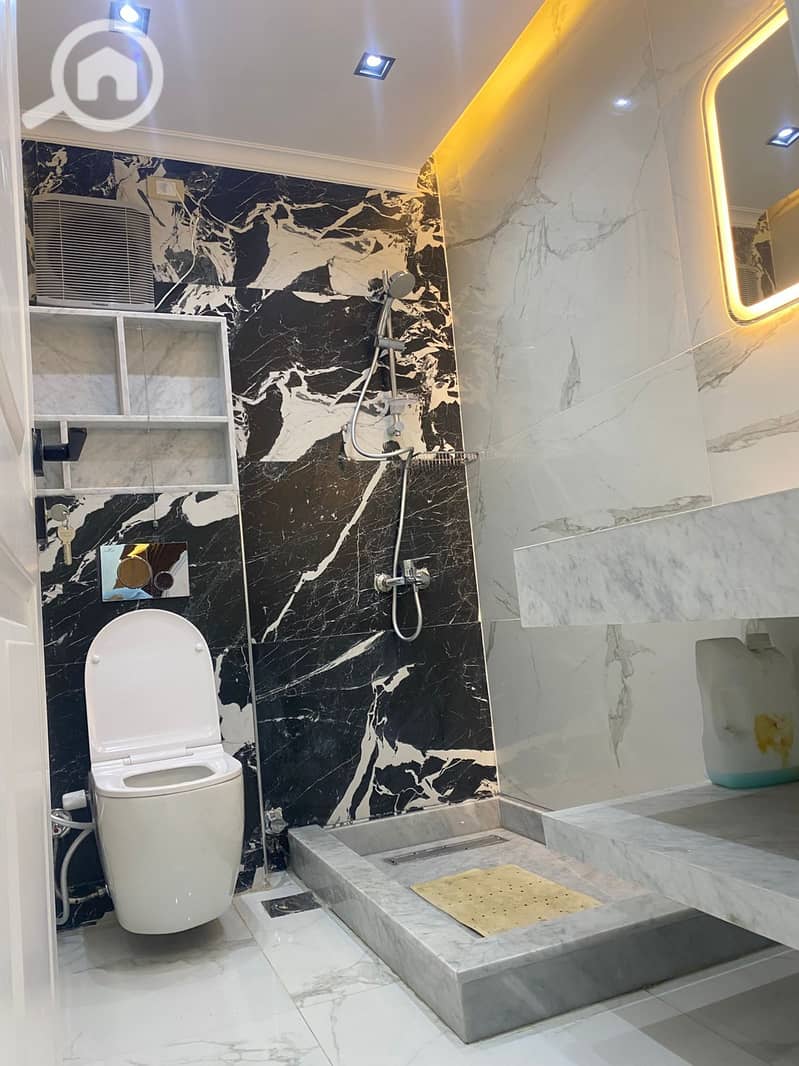 11 WhatsApp Image 2025-11-30 at 14.13. 02 (2). jpeg