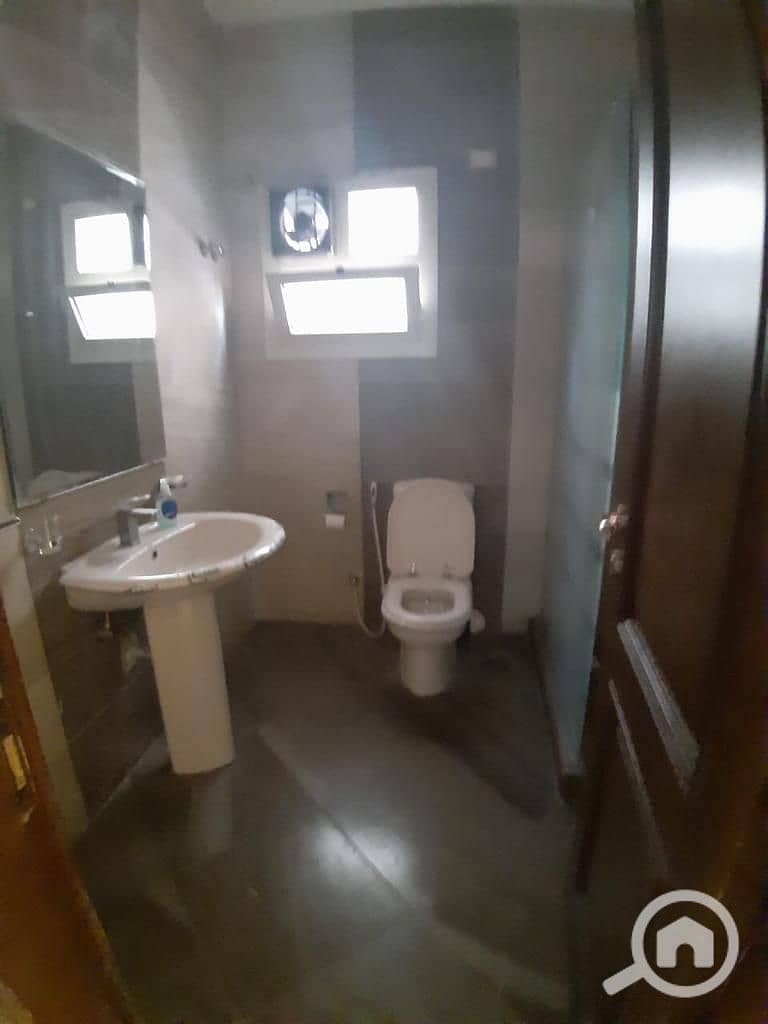 24 WhatsApp Image 2025-11-29 at 11.50. 35 AM. jpeg