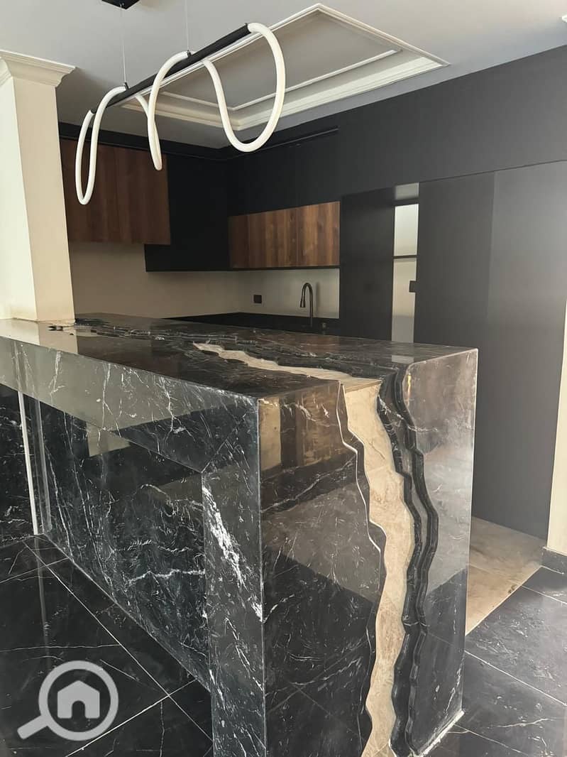 3 25bf1ec6-2b28-48ed-b9f4-dfe36f6bcf7b. jpg