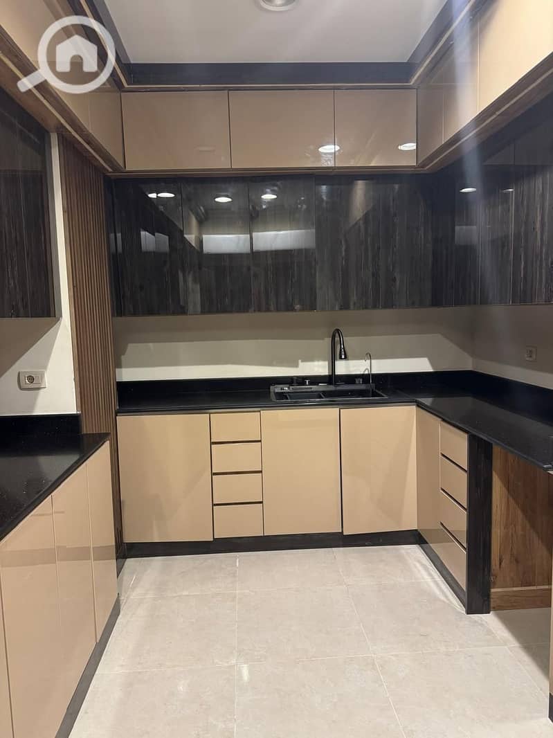 7 750d8eac-9ad7-483e-9a9c-5fd72b4214e9. jpg