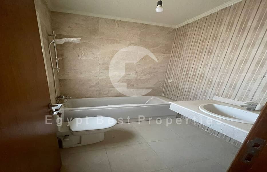 13 8136f8e8-320d-4140-93ce-8b4dc19413e2. jpeg