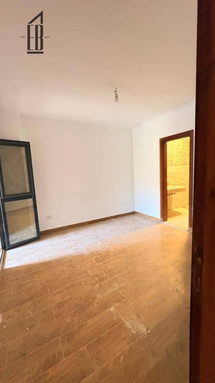 6 WhatsApp Image 2025-10-02 at 13.33. 48_6818bbd7. jpg