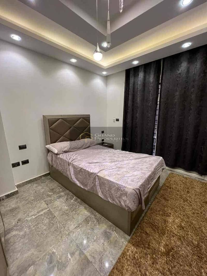 12 183de27a-38ba-41b7-89ee-6fae33ede6e3. jpg