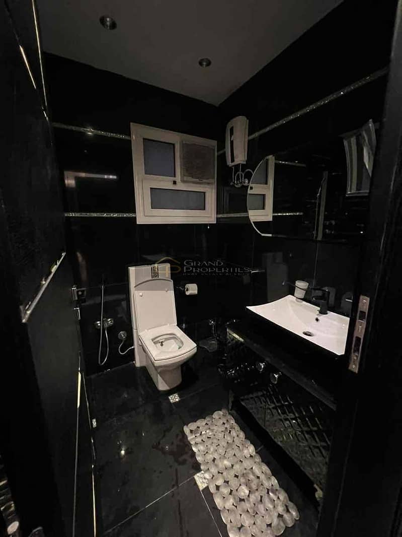 15 37e22fdb-a5f7-4b3f-a5fe-a7a2fa3c33d2. jpg