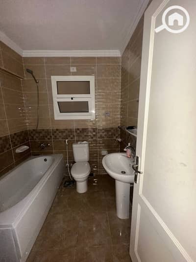 2 Bedroom Flat for Sale in New Cairo, Cairo - صورة واتساب بتاريخ 2025-11-30 في 15.06. 43_0b910026. jpg