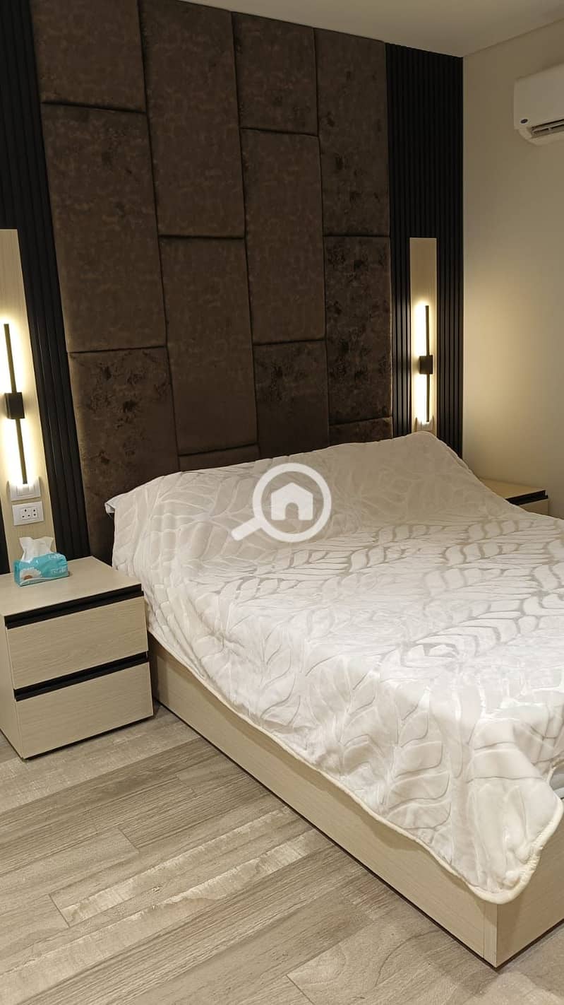 4 5a0511b5-b421-452e-bd36-e5488dfd3bd7. jpg