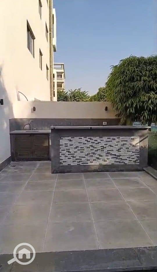 7 39b8a2e5-0c6f-412b-8445-f46aed4f89dc. jpg