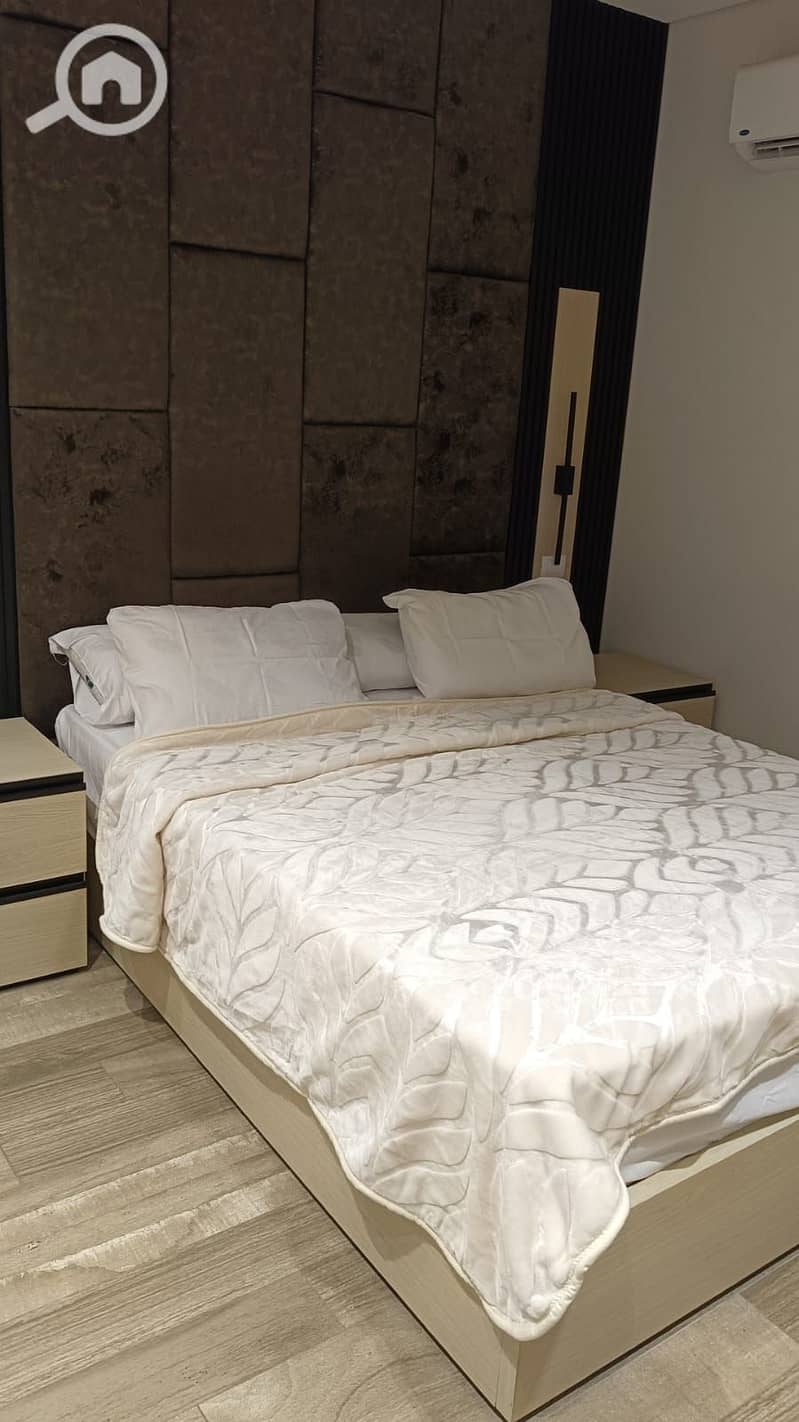 11 93542590-ead7-4f4e-b3ac-fcdf6412d347. jpg