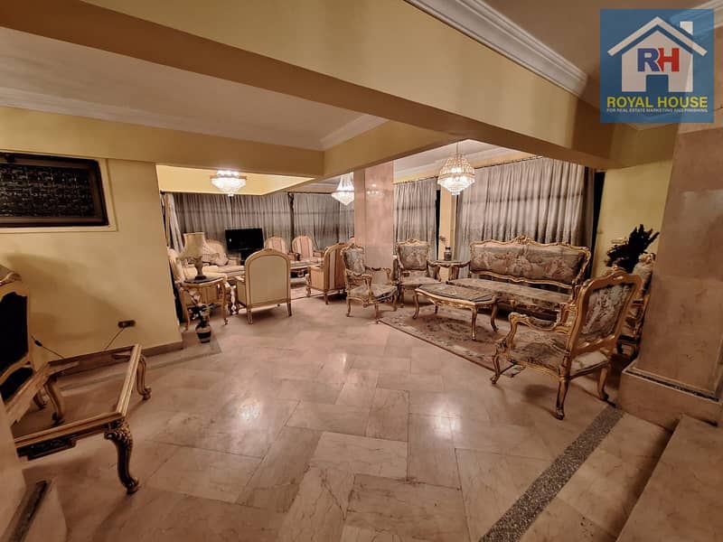 8 951c6894-5826-4e56-8fcb-4d7a13cf1da4. jpg