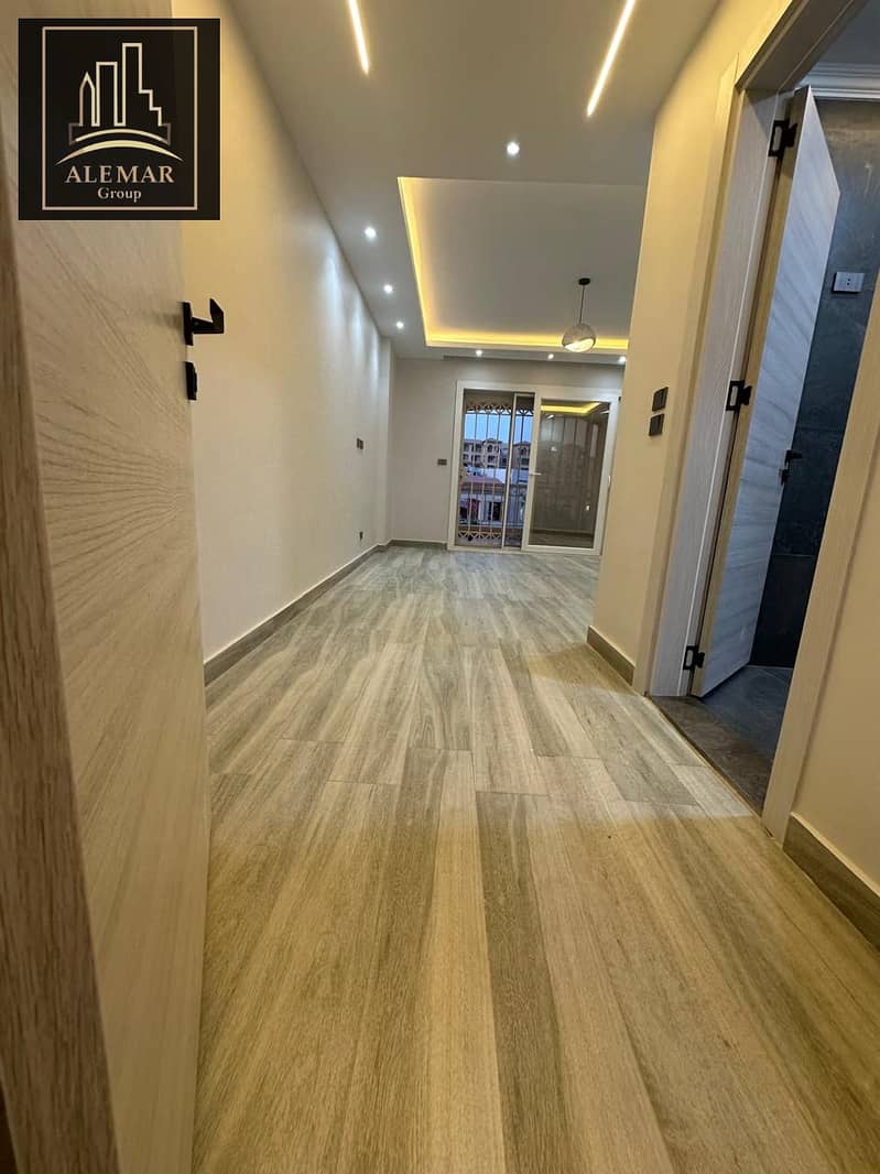 9 f41ddcf7-40c9-4aad-ade0-b0c3099f06ed. jpg