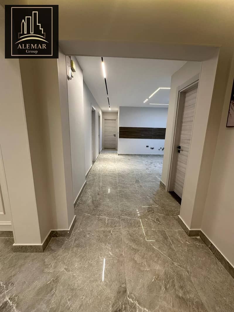 11 f968dcf6-00b0-4fad-8de4-52081b522733. jpg